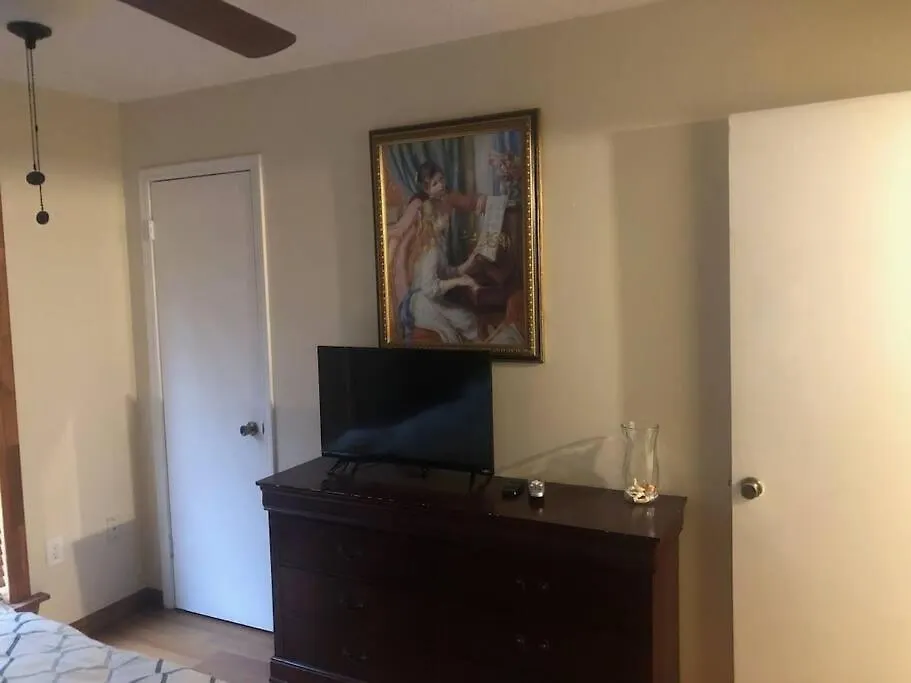 Apartment Lakeview Condo In Gated Community Tampa